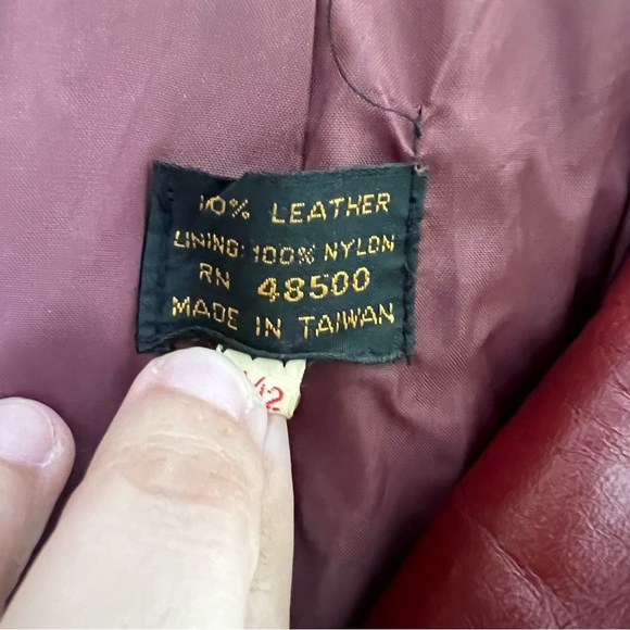 Long Women's Oxblood Leather Trench Coat 70’s Belted Small - Picture 8 of 8